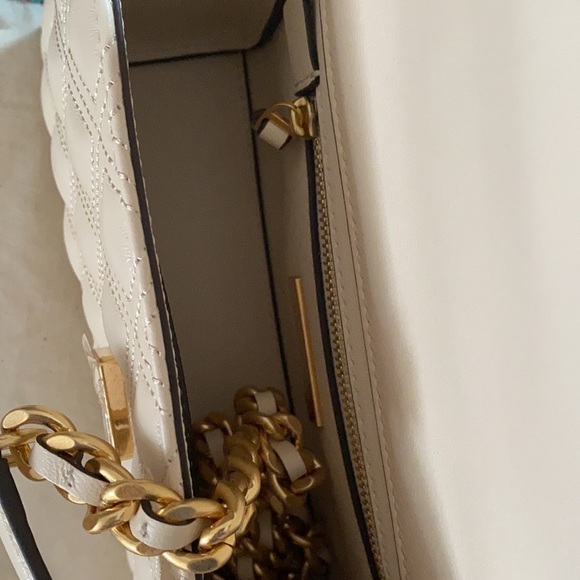 Tory burch small fleming should bag - Picture 7 of 8